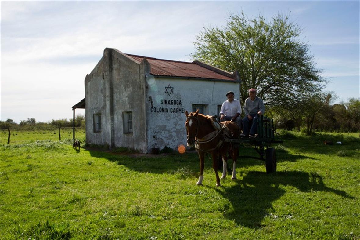 A photo of an Argentine farm