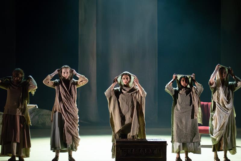 ​UD students performing in 2023 REP production "Medea"